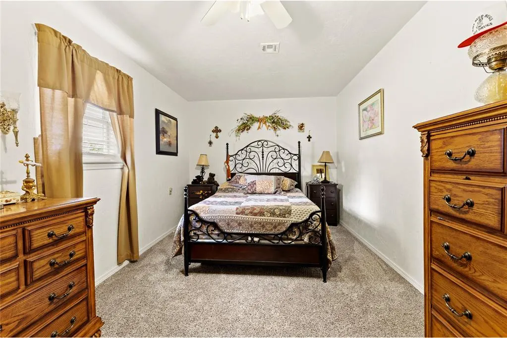 Photo 15 — 24062 E 990 Road, Weatherford, OK 73096