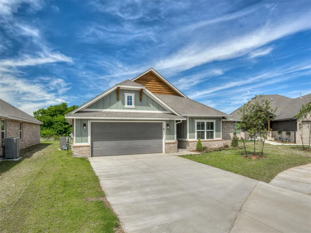 Photo 32 — 12513 Dolche Vita Drive, Yukon, OK 73099