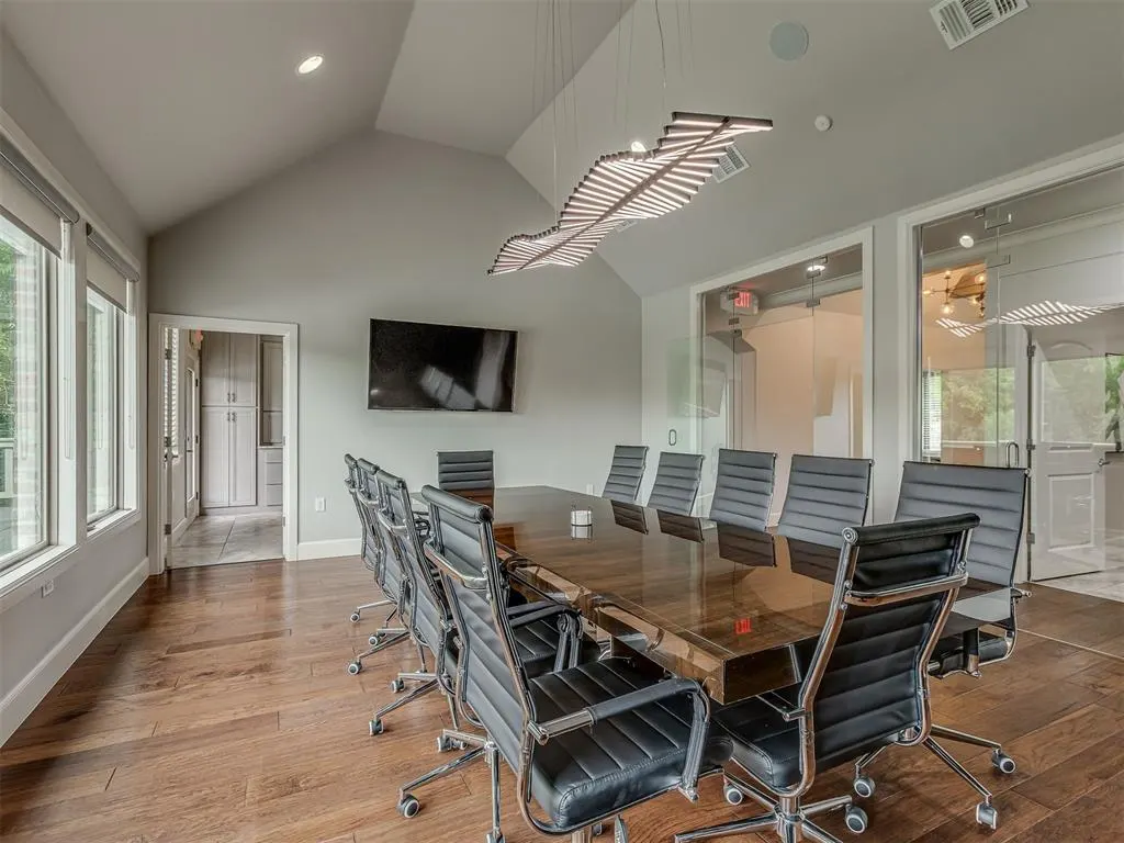 Photo 11 — 2232 Bridgeview Boulevard, Edmond, OK 73003