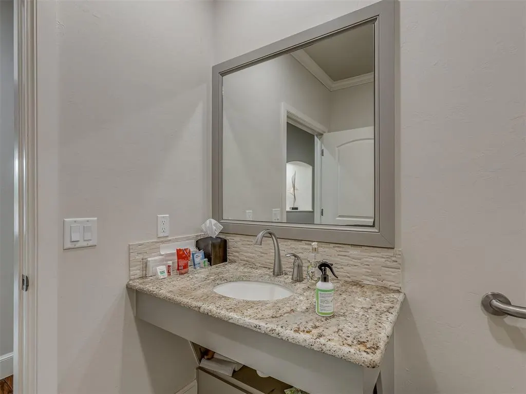 Photo 26 — 2232 Bridgeview Boulevard, Edmond, OK 73003