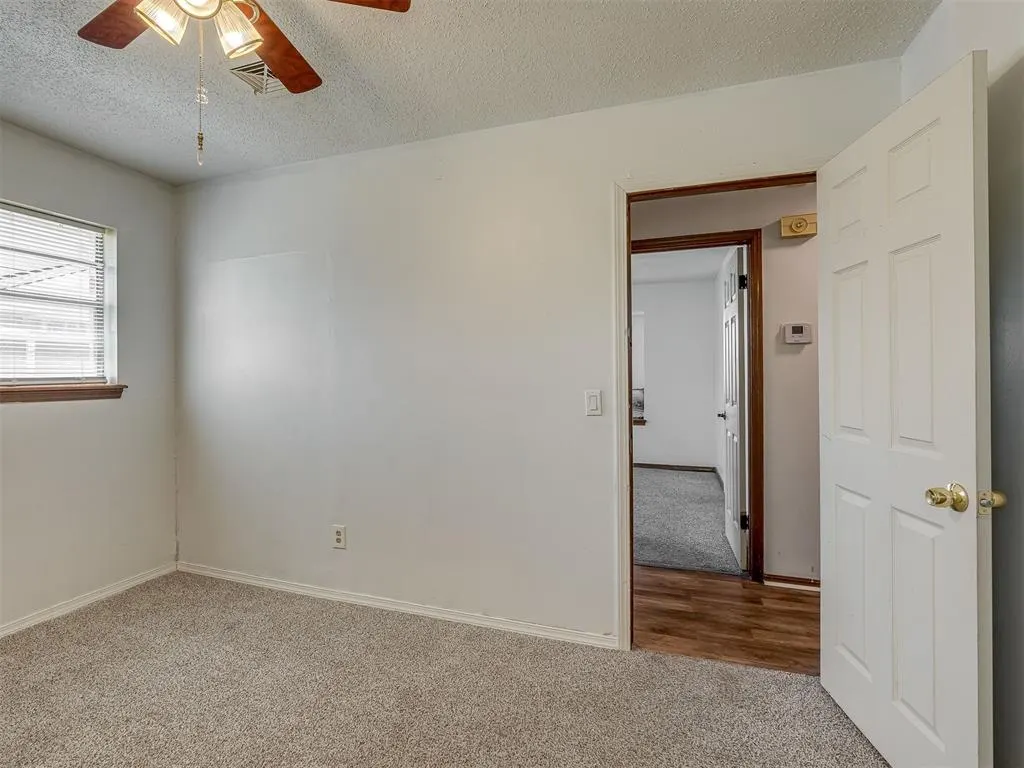 Photo 16 — 8012 S Villa Avenue, Oklahoma City, OK 73159