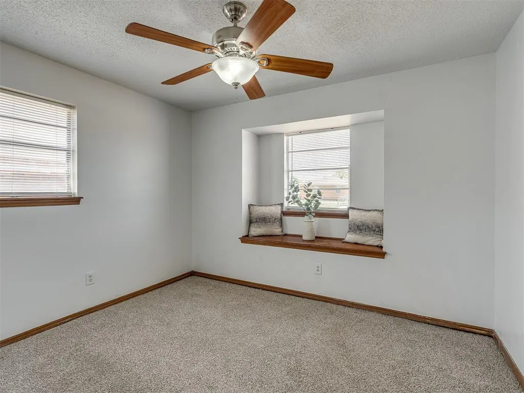 Photo 18 — 8012 S Villa Avenue, Oklahoma City, OK 73159