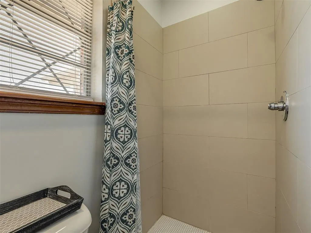 Photo 23 — 8012 S Villa Avenue, Oklahoma City, OK 73159
