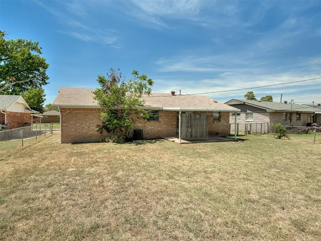 Photo 29 — 8012 S Villa Avenue, Oklahoma City, OK 73159