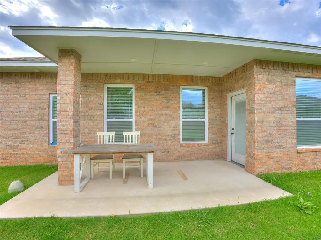 Photo 20 — 2323 Arcady Avenue, Norman, OK 73026