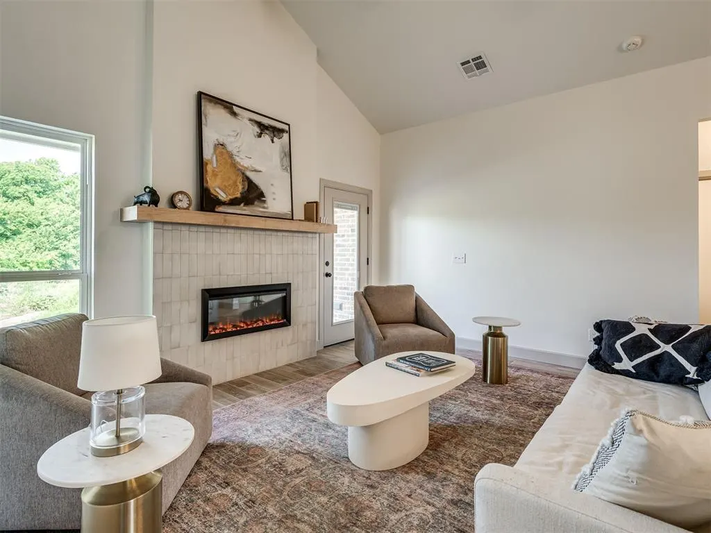 Photo 9 — 12509 Dolche Vita Drive, Yukon, OK 73099