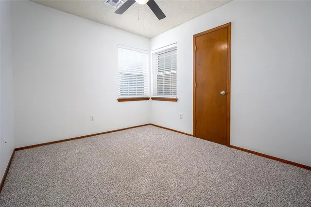 Photo 3 — 2605 Pennington Avenue, Edmond, OK 73012