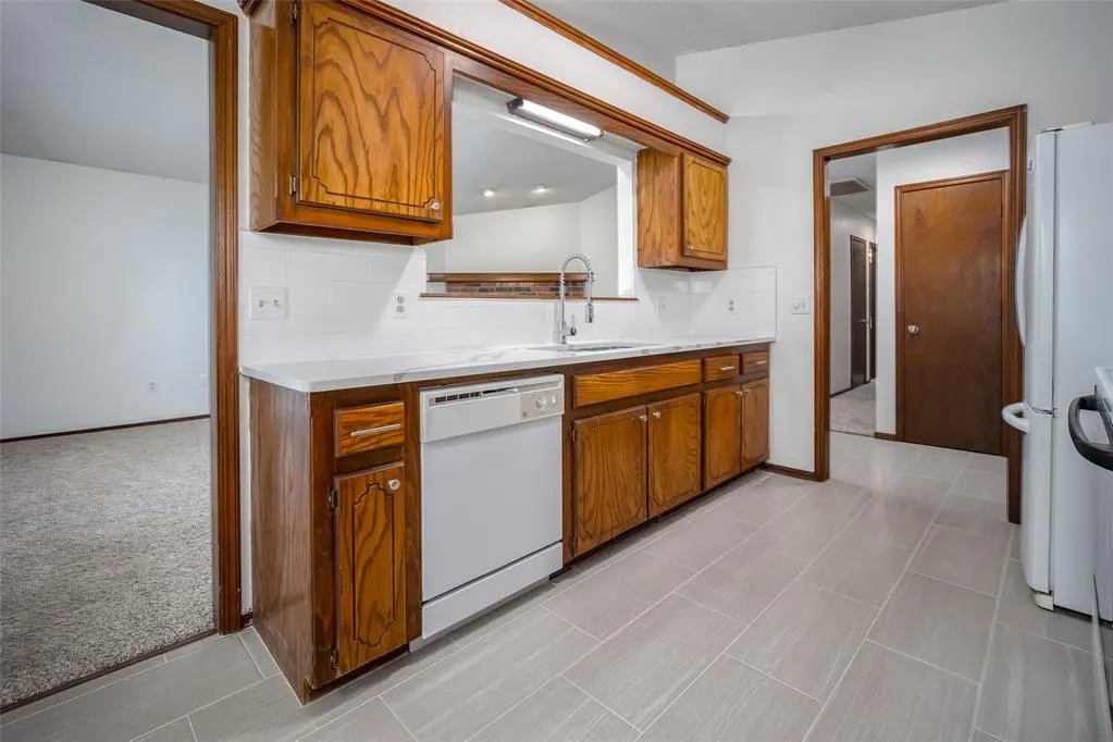 Photo 14 — 2605 Pennington Avenue, Edmond, OK 73012