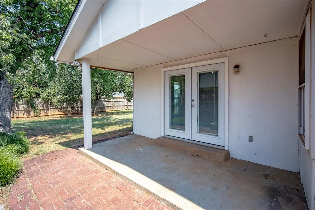 Photo 15 — 2605 Pennington Avenue, Edmond, OK 73012