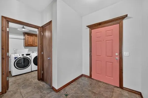 Photo 8 — 1221 W Johnathan Way, Mustang, OK 73064