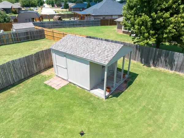 Photo 42 — 1221 W Johnathan Way, Mustang, OK 73064