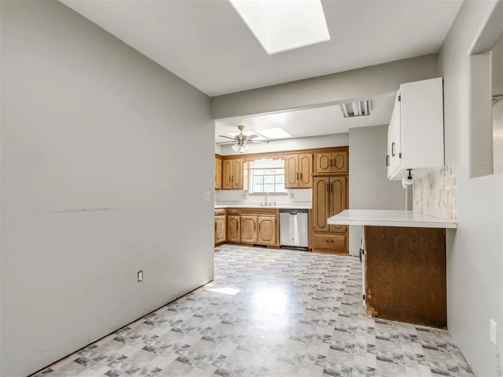Photo 10 — 1217 Washington Street, Edmond, OK 73034