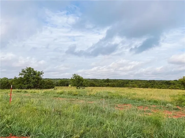 Photo 3 — Seven Oaks Road, Meeker, OK 74855