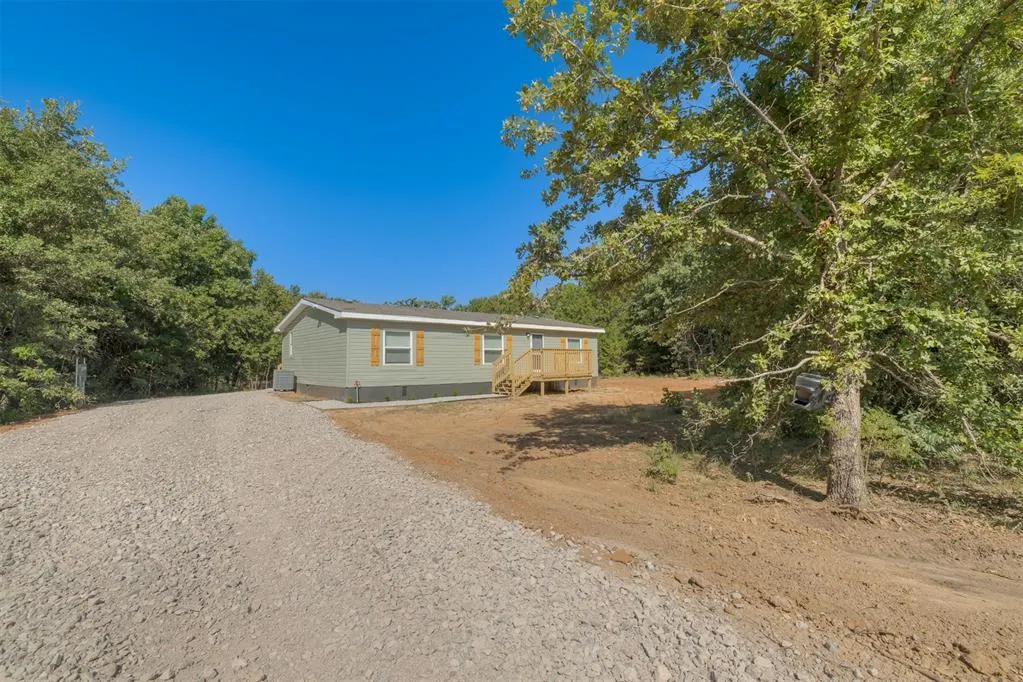Photo 3 — 11545 Red Rock Avenue, Byars, OK 74831