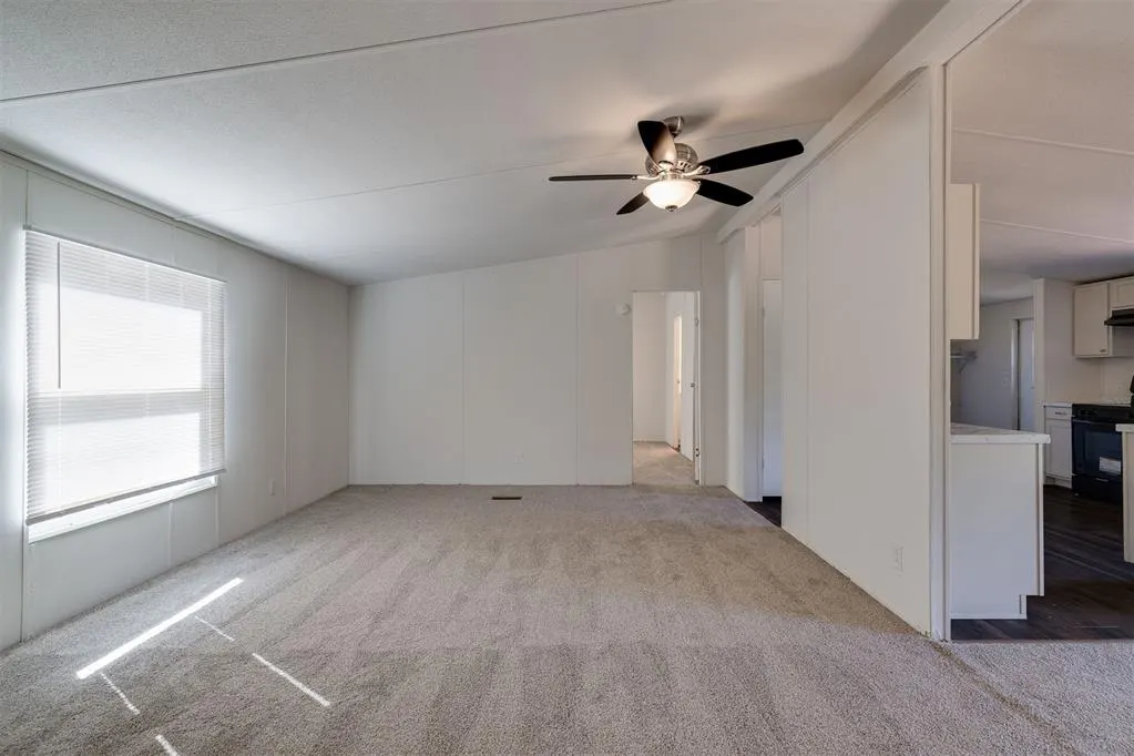 Photo 12 — 11545 Red Rock Avenue, Byars, OK 74831