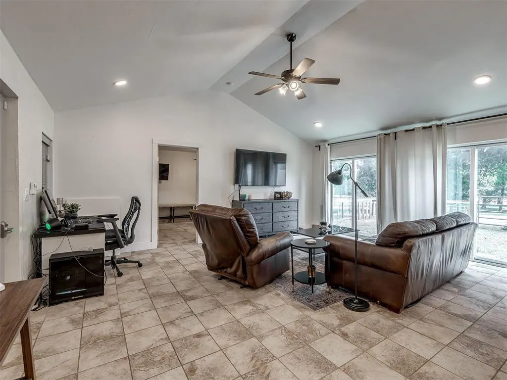 Photo 17 — 5400 S Triple X Road, Choctaw, OK 73020
