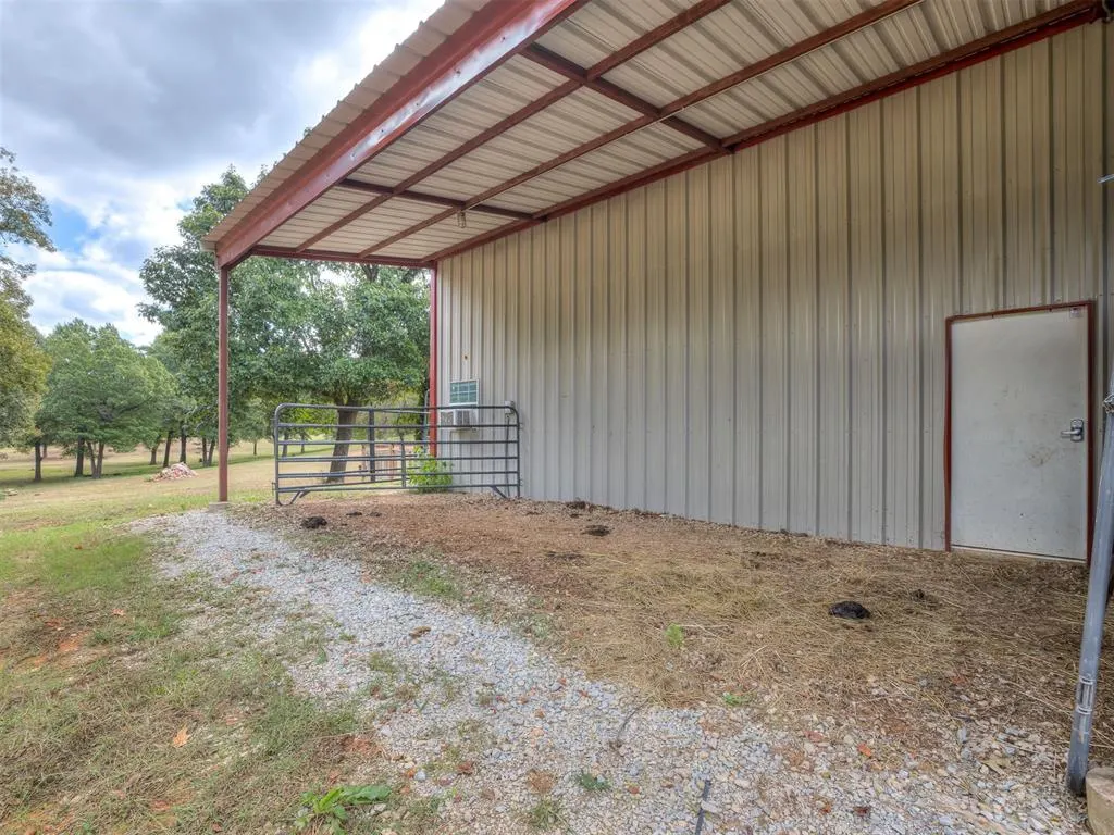 Photo 35 — 5400 S Triple X Road, Choctaw, OK 73020