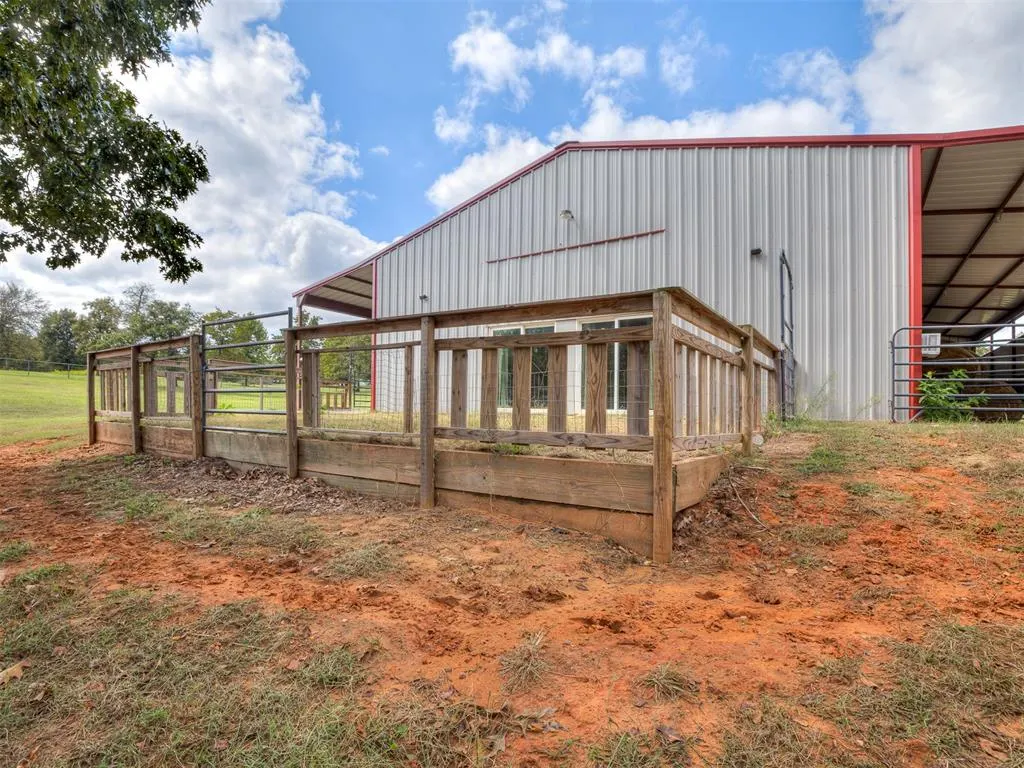 Photo 38 — 5400 S Triple X Road, Choctaw, OK 73020