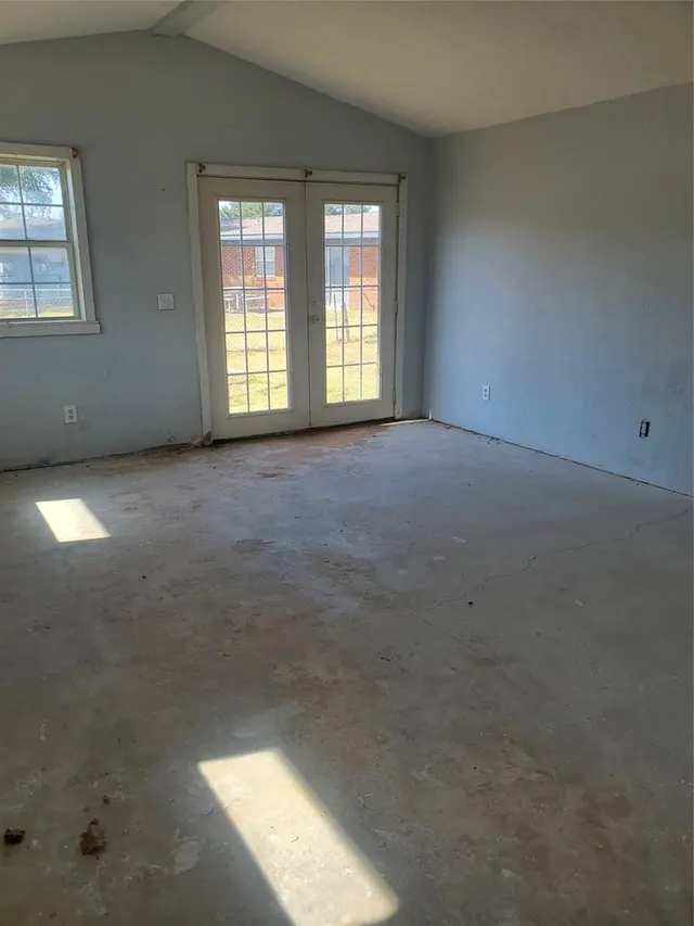 Photo 6 — 321 Pawnee Road B, Foss, OK 73647