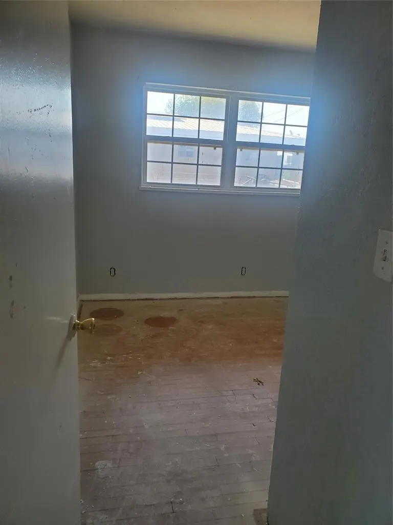 Photo 10 — 321 Pawnee Road B, Foss, OK 73647