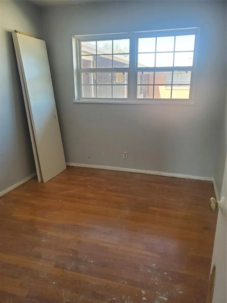 Photo 11 — 321 Pawnee Road B, Foss, OK 73647