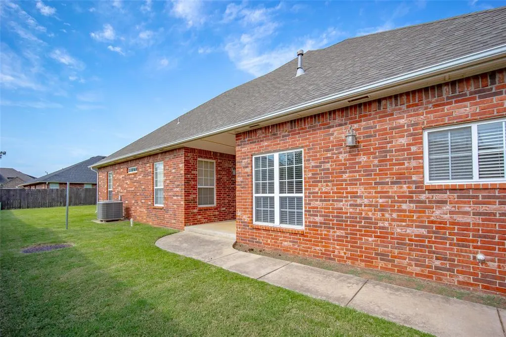 Photo 38 — 324 Shrill Street, Norman, OK 73071