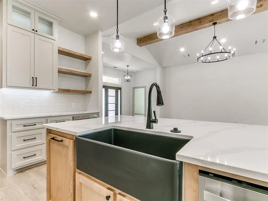 Photo 9 — 9357 Eliana Drive, Guthrie, OK 73044