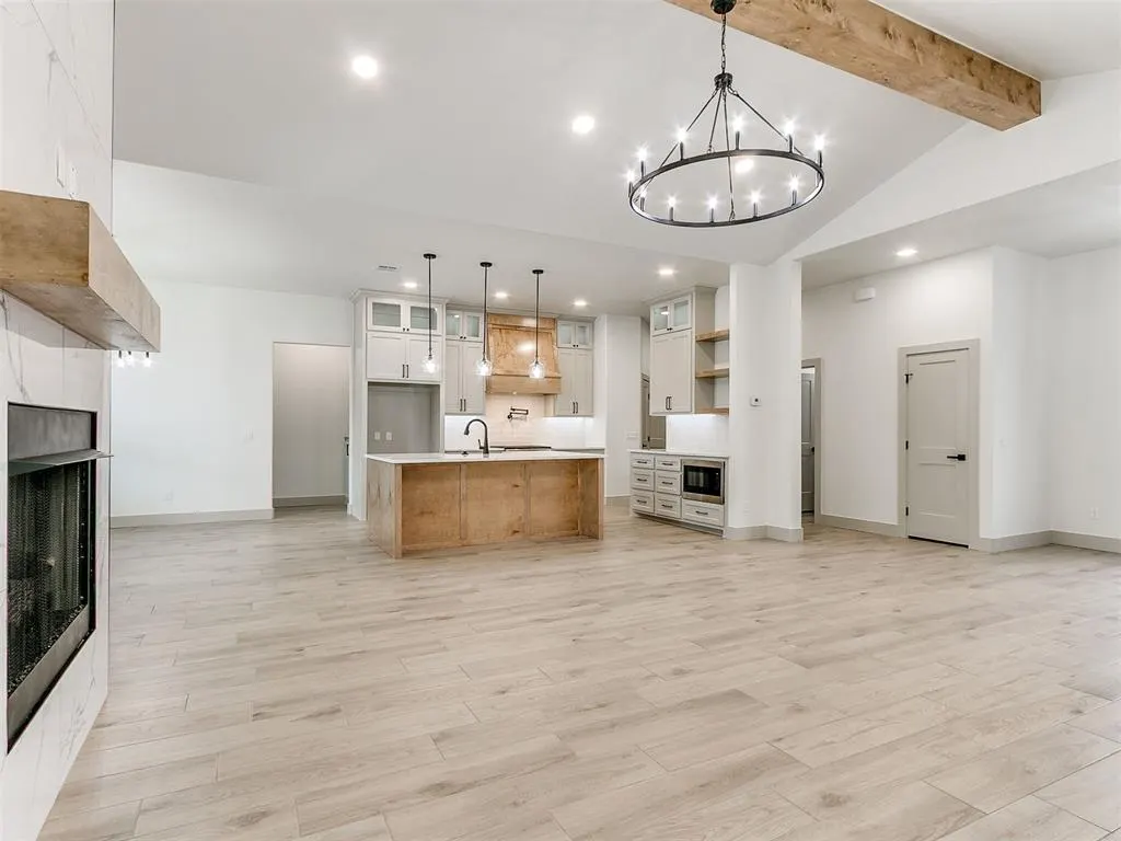 Photo 11 — 9357 Eliana Drive, Guthrie, OK 73044