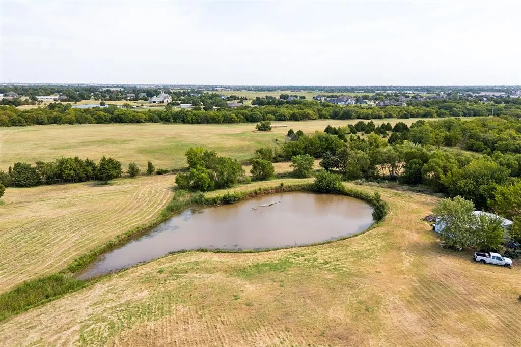 Photo 15 — 3801 W Franklin Road, Norman, OK 73072