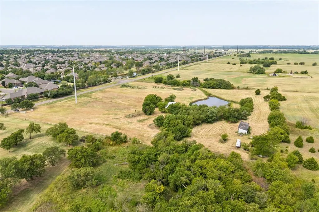 Photo 21 — 3801 W Franklin Road, Norman, OK 73072