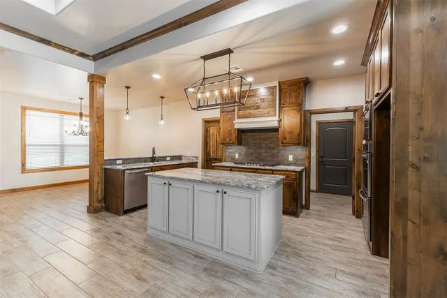 Photo 5 — 974 County Street 2984, Blanchard, OK 73010