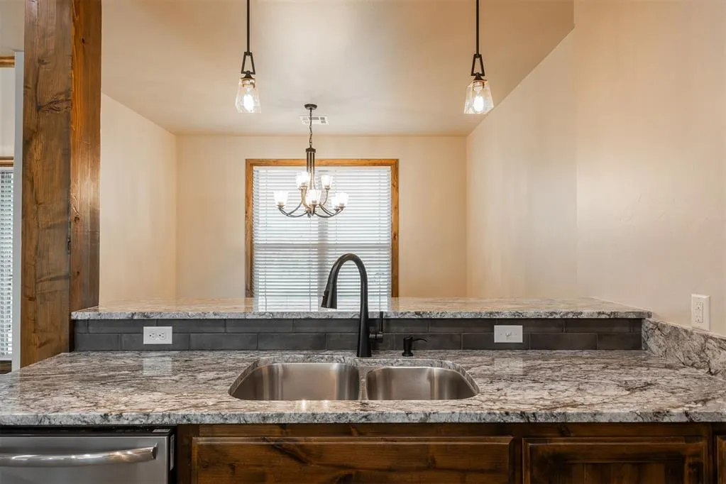Photo 11 — 974 County Street 2984, Blanchard, OK 73010