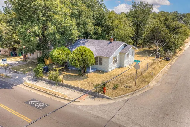 Photo 2 — 1400 NE 16th Street, Oklahoma City, OK 73117