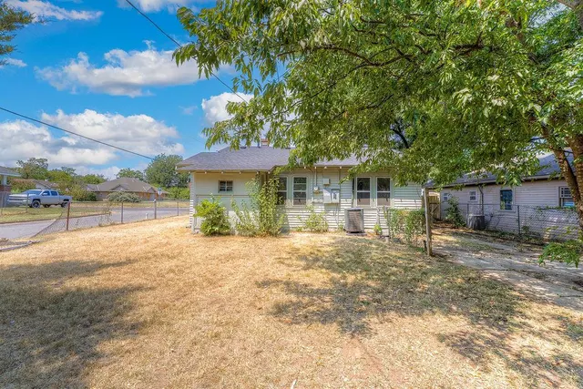 Photo 4 — 1400 NE 16th Street, Oklahoma City, OK 73117