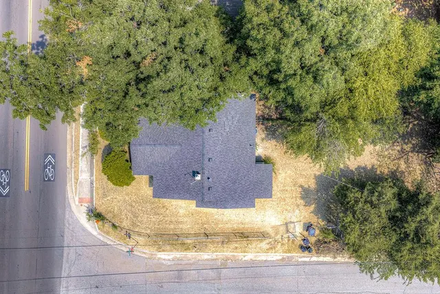 Photo 6 — 1400 NE 16th Street, Oklahoma City, OK 73117