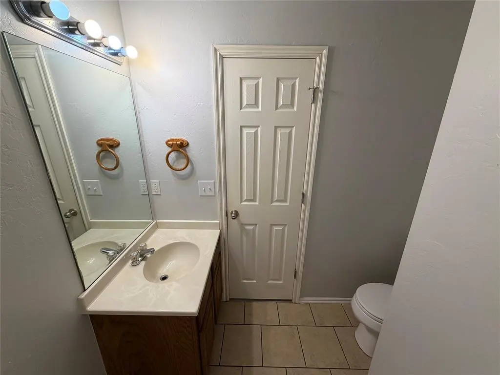 Photo 17 — 328 S Castle Ridge Lane, Mustang, OK 73064