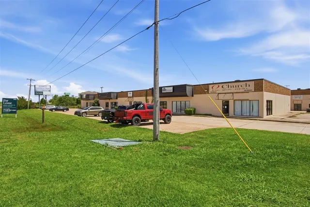 Photo 3 — 3900 E I240 Service Road, Oklahoma City, OK 73135