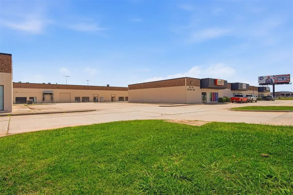 Photo 10 — 3900 E I240 Service Road, Oklahoma City, OK 73135