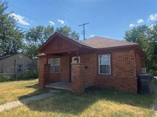 Photo 2 — 9013 N Olie Avenue, Oklahoma City, OK 73114
