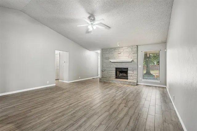 Photo 3 — 217 Cypress Drive, Oklahoma City, OK 73170