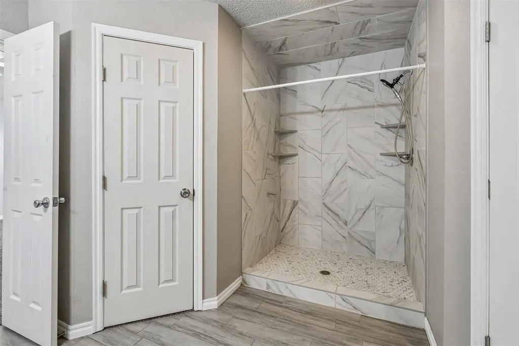 Photo 13 — 217 Cypress Drive, Oklahoma City, OK 73170