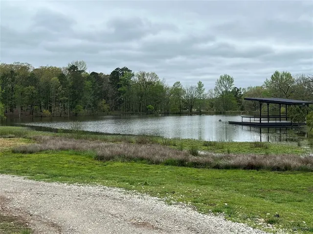 Photo 8 — 279 CRYSTAL LAKE Lane, Broken Bow, OK 74728
