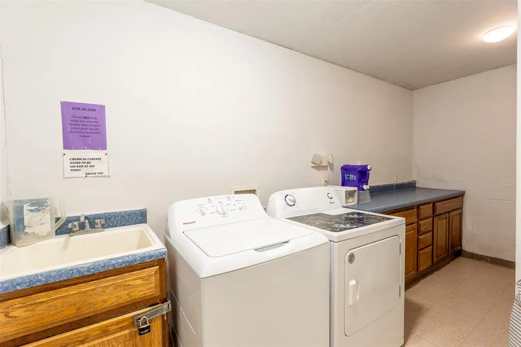 Photo 15 — 4 S Hillcrest Way, Okemah, OK 74859