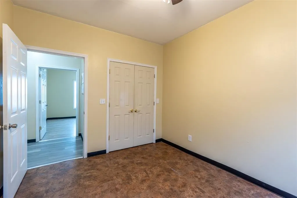 Photo 17 — 4 S Hillcrest Way, Okemah, OK 74859