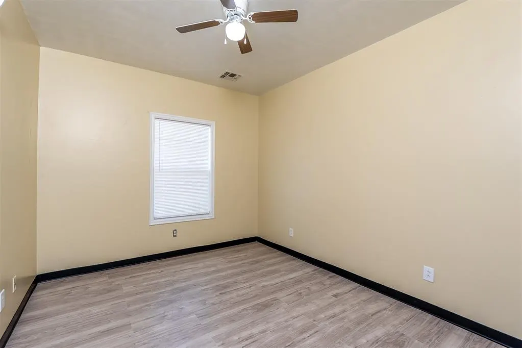 Photo 18 — 4 S Hillcrest Way, Okemah, OK 74859