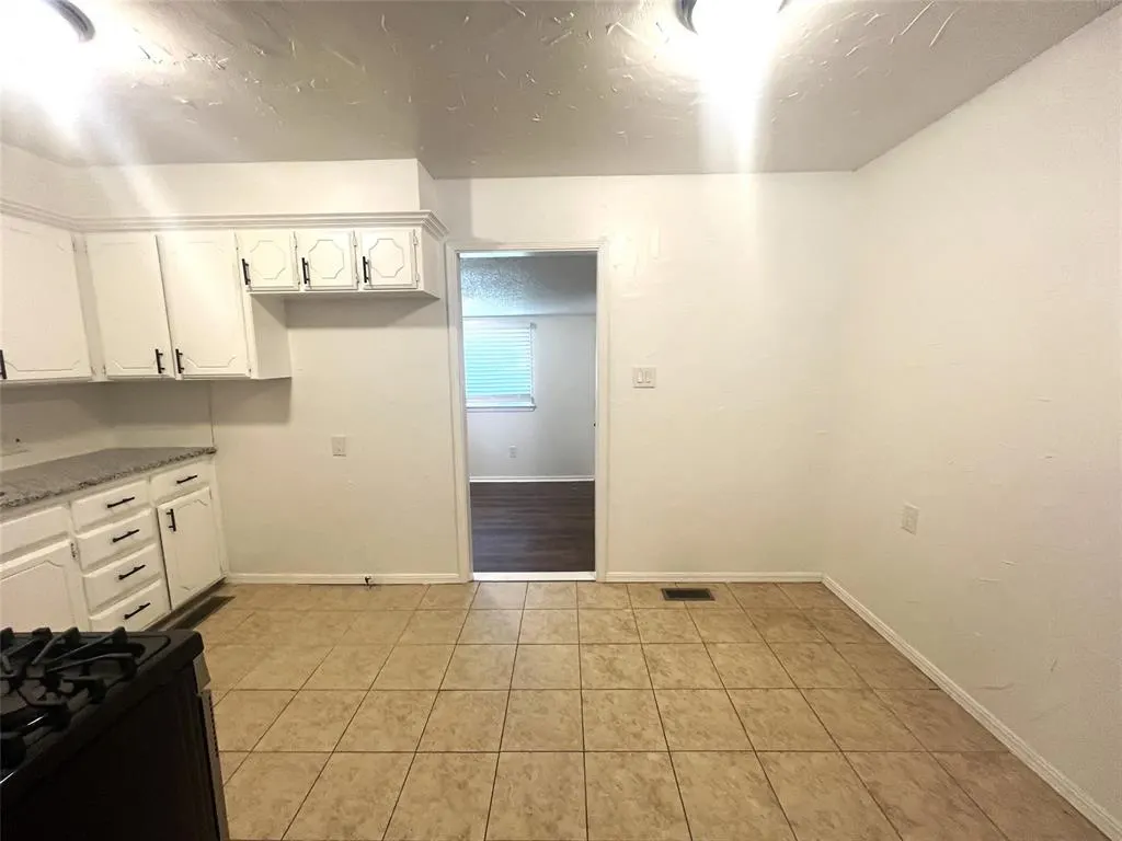 Photo 5 — 7218 SE 15th Street, Oklahoma City, OK 73110