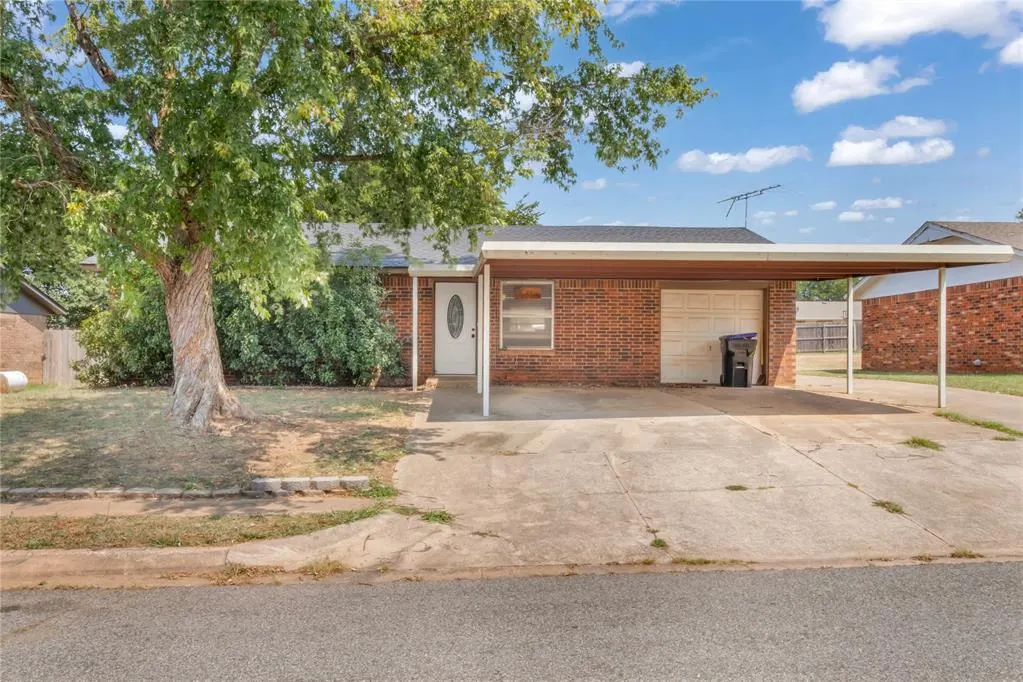 Photo 2 — 603 Willis Street, Noble, OK 73068