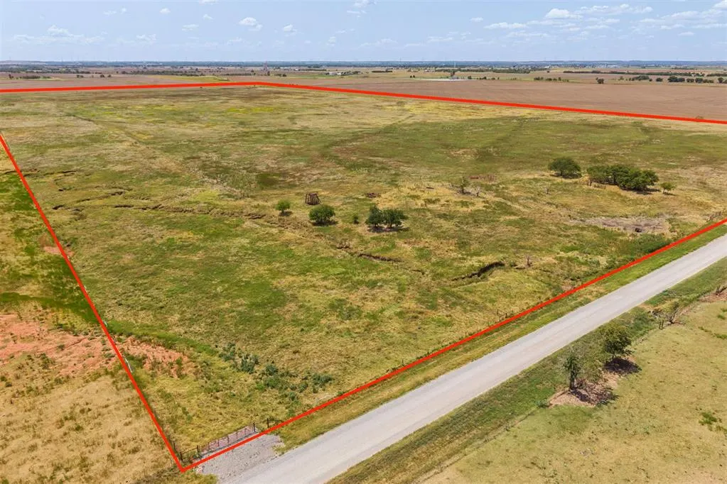 Photo 2 — SW 44 Street, Union City, OK 73090
