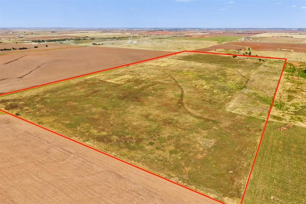 Photo 3 — SW 44 Street, Union City, OK 73090