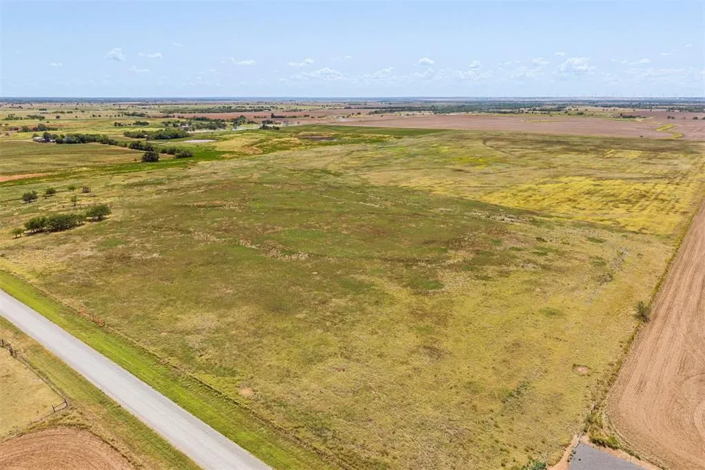 Photo 6 — SW 44 Street, Union City, OK 73090